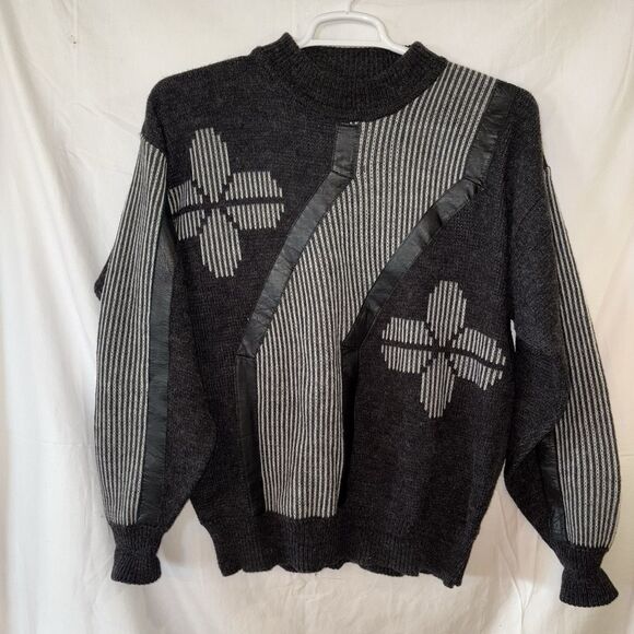 Vintage 80s ADAM SLOANE Men's Black/White Pleather Accents Sweater Size Large - Picture 1 of 5